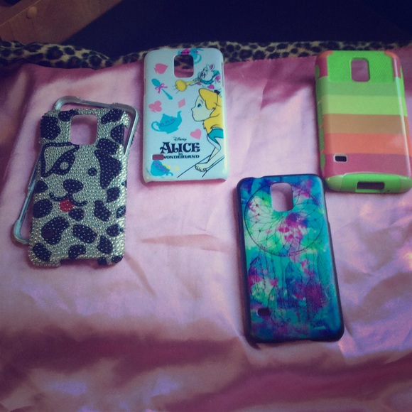 Accessories - Bundle of Samsung galaxy S5 cases