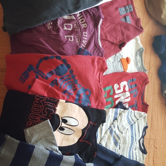 Boy's long sleeve tops
