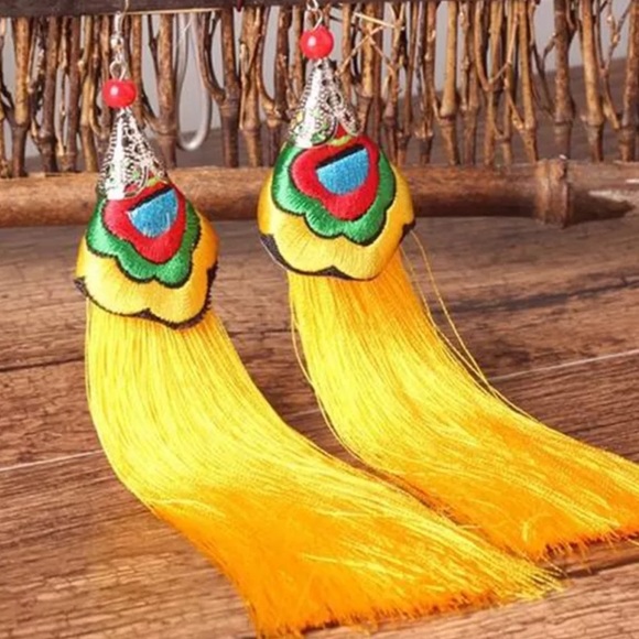 Unique Long Fringe Earrings - Picture 3 of 6