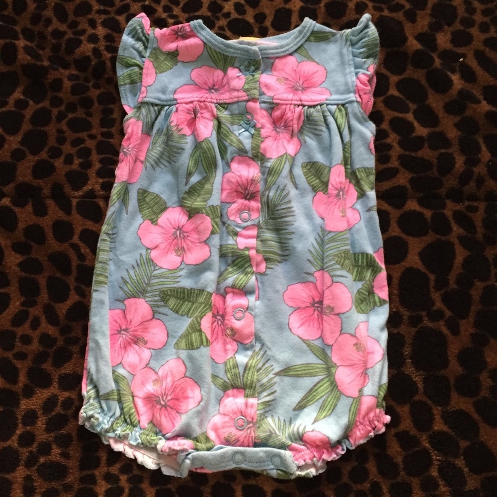 Baby clothing