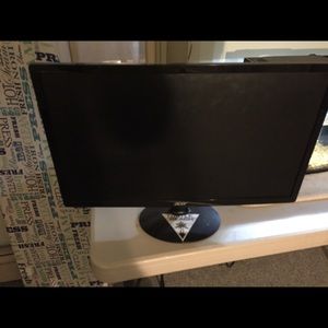 Acer 24inch moniter (used) looks works brand new