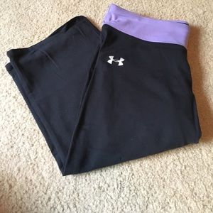 Under armour capris. Size XS.