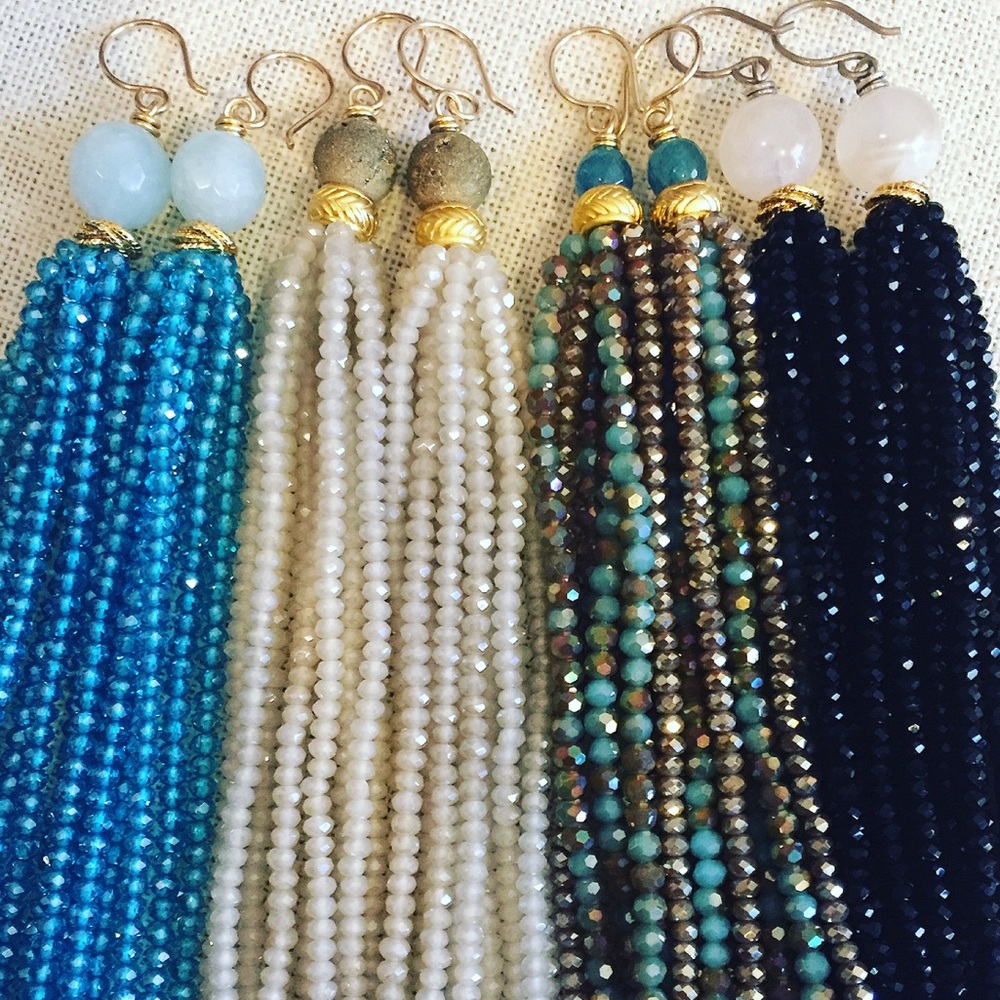 Tassel earrings per pair