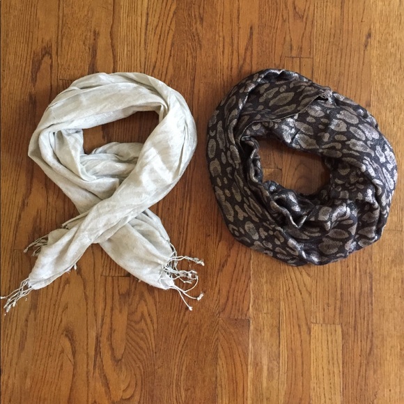 Two fashion scarves! - Picture 1 of 3