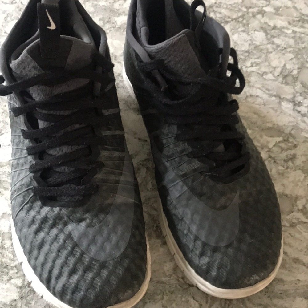 Men's Nike Running Shoe