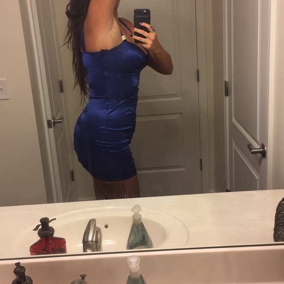 2X๐ฅHP๐ฅ๐คณGorgeous Date Night Holiday Dress Sz 9๐ - Picture 3 of 8