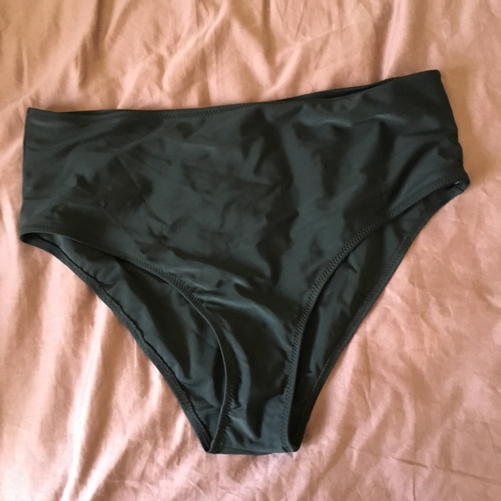 Never worn swimsuit bottoms, plus size XXL