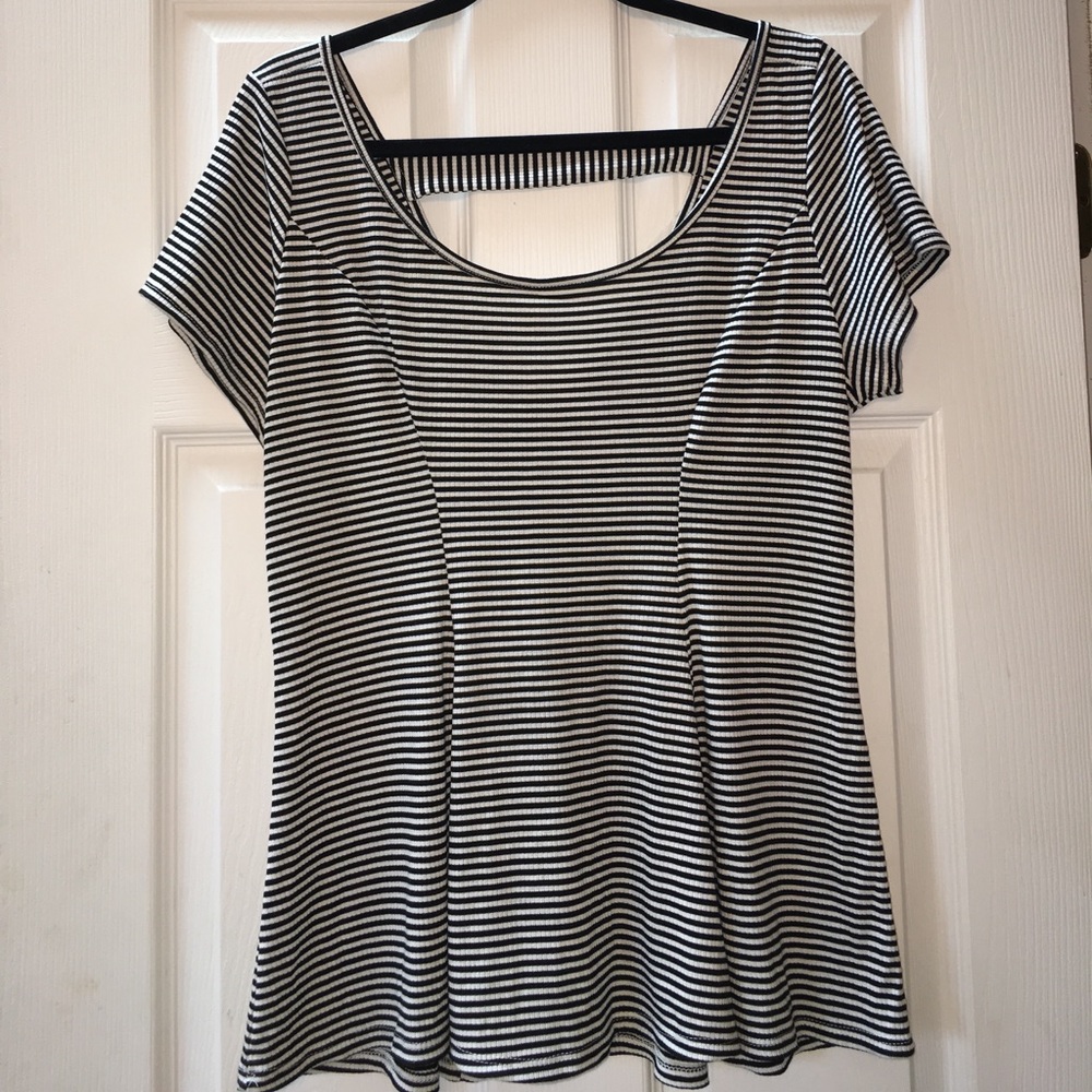 Torrid top - Picture 4 of 4