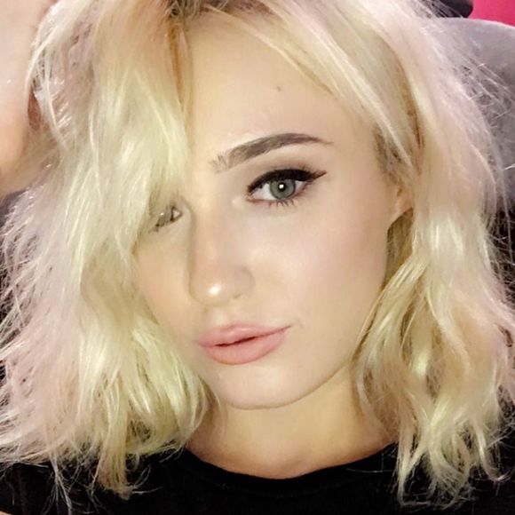 Meet your Posher, Jordan - Picture 1 of 1