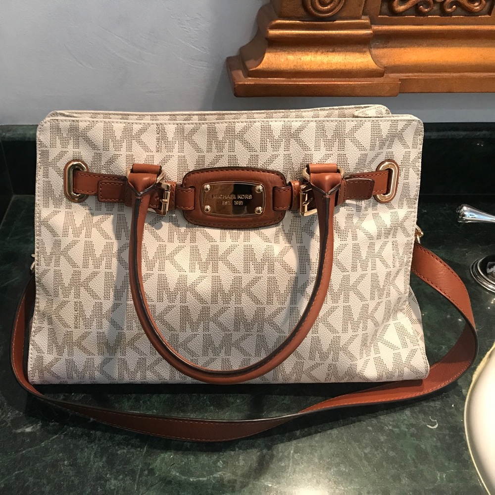 Michael Kors Medium Hamilton