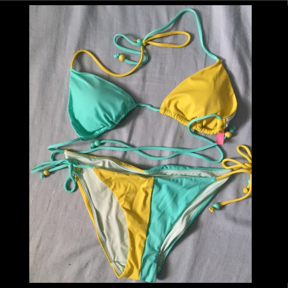 VS BIKINI 💛💚💛💚