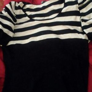Black and white short sleeve sweater