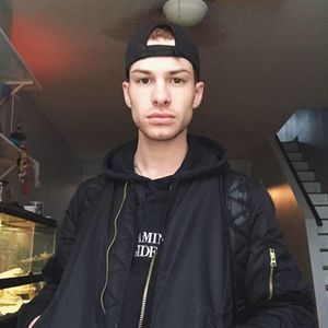 Meet your Posher, Elliot