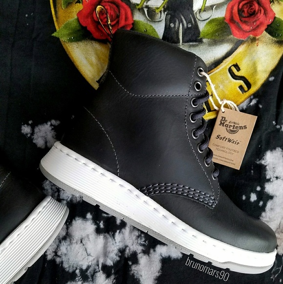 ✨HP✨ Dr. Martens® Unisex Rigal 8-Eye Boots - Picture 3 of 8