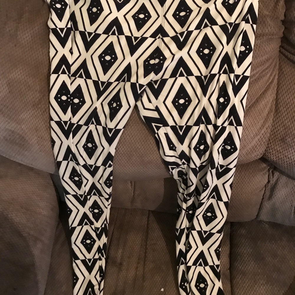 Lularoe tall and curvy yearn one time 12-22