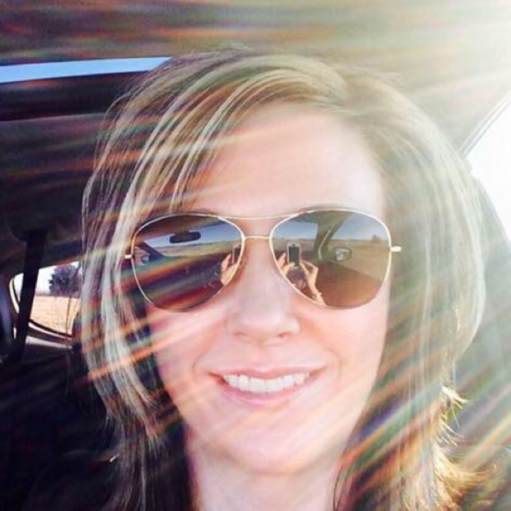 Meet your Posher, Ashley