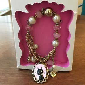 Betsey Johnson cat bracelet