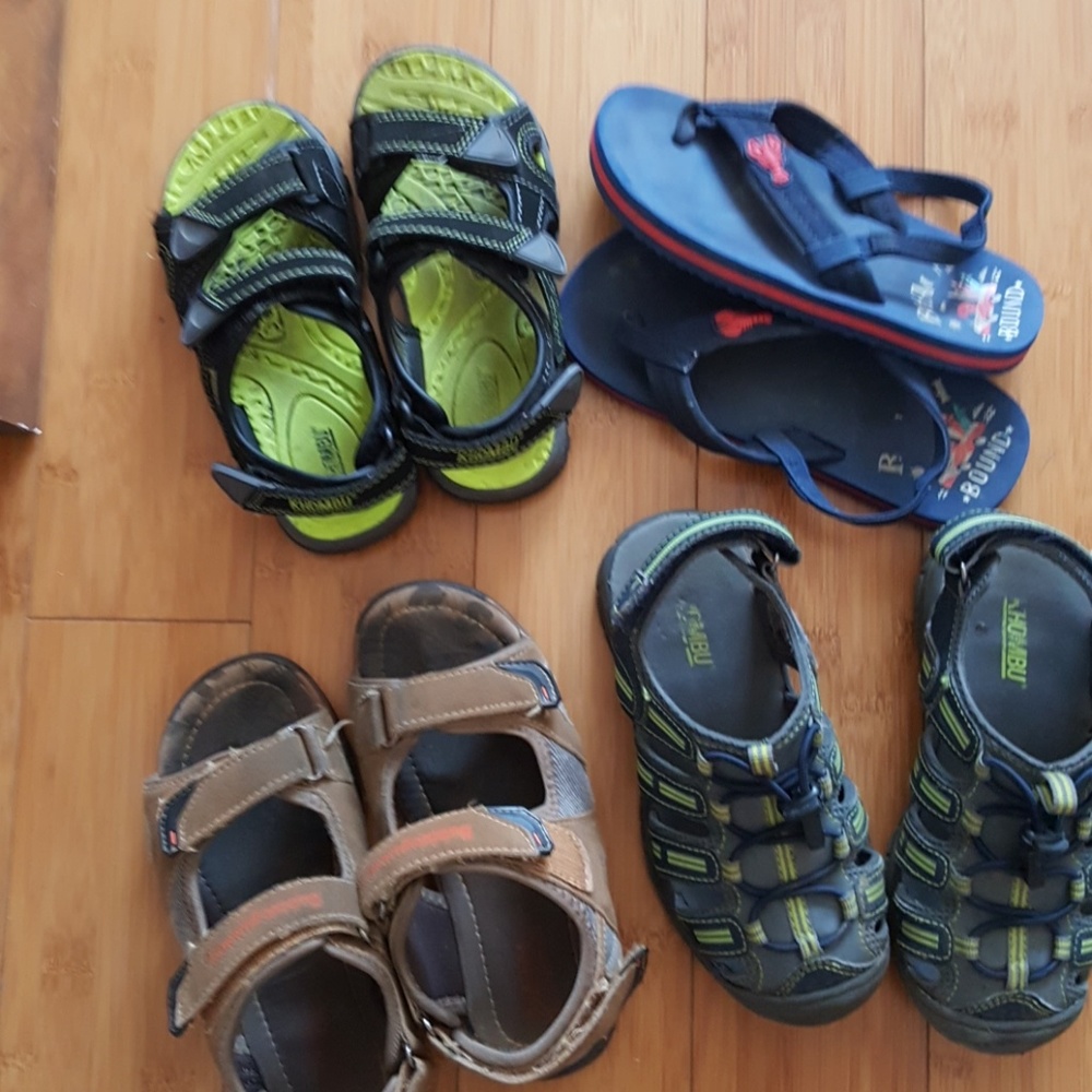 Boys sandals
