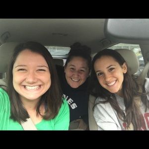 Meet your Posher, Kayla