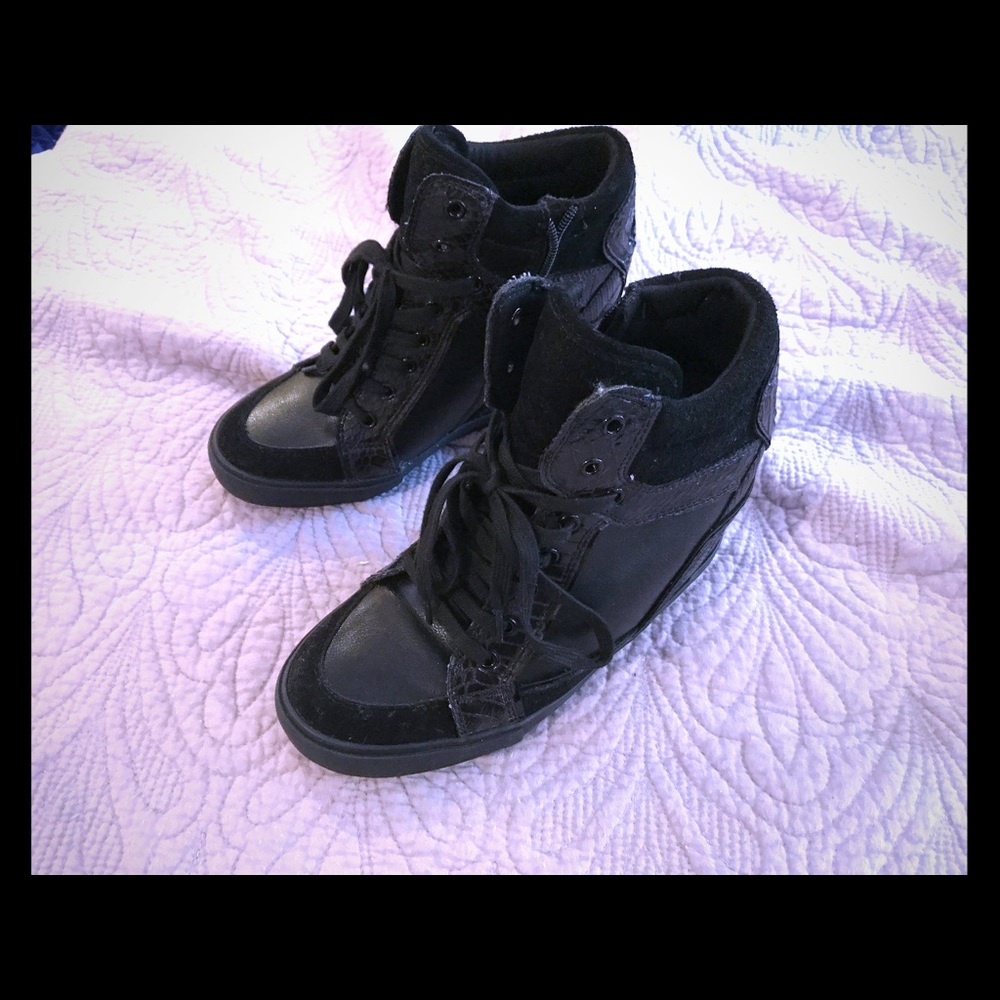 Aldo wedge tennis shoes