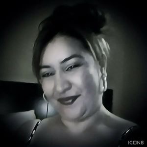Meet your Posher, Marisa