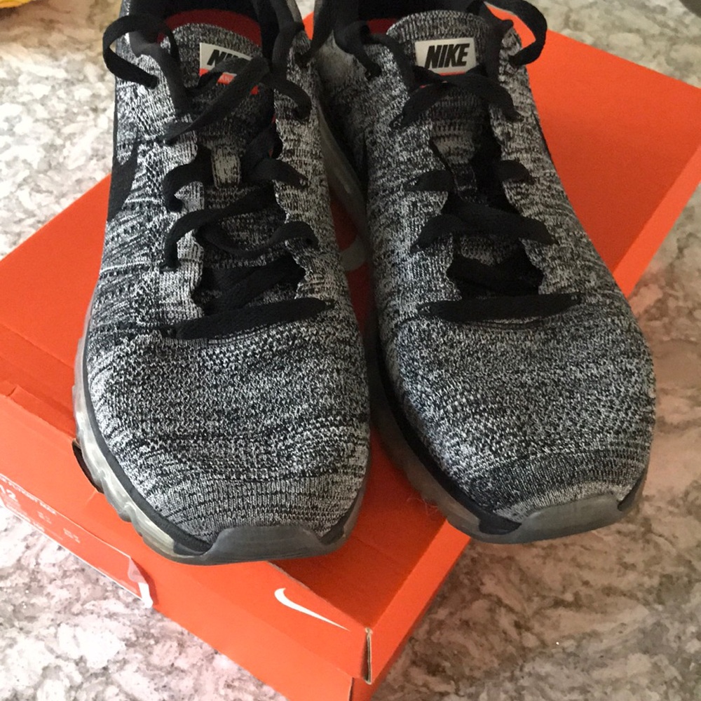 Nike Flynit Max