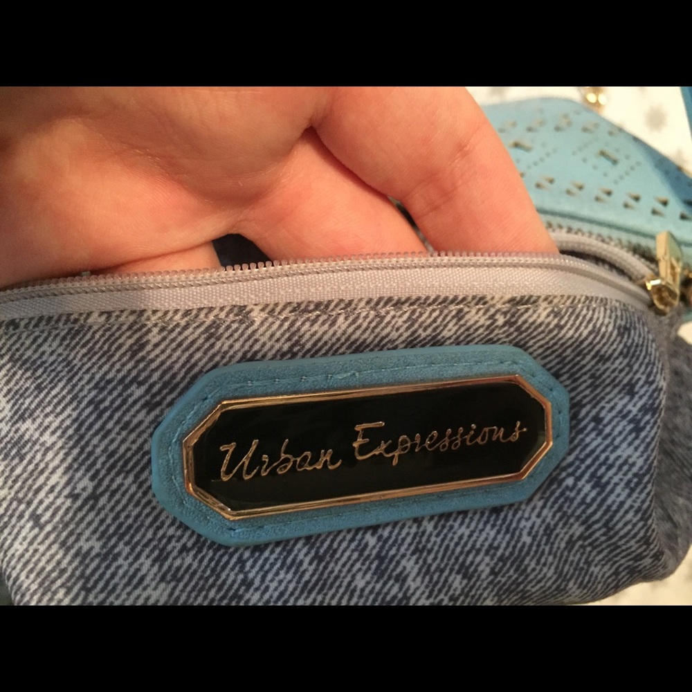 Blue Purse ๐๐๐ - Picture 4 of 5