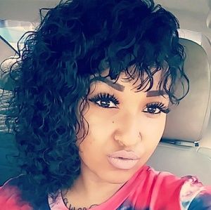 Meet your Posher, Crystal