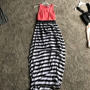 This dress is so comfy and cute!