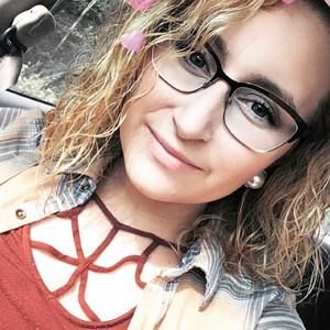 Meet your Posher, Deanna