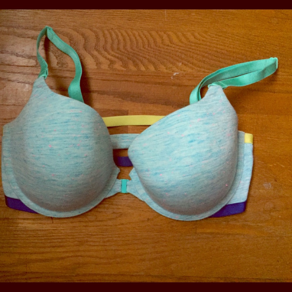 SOLD 36DD Victoria's Secret Bra