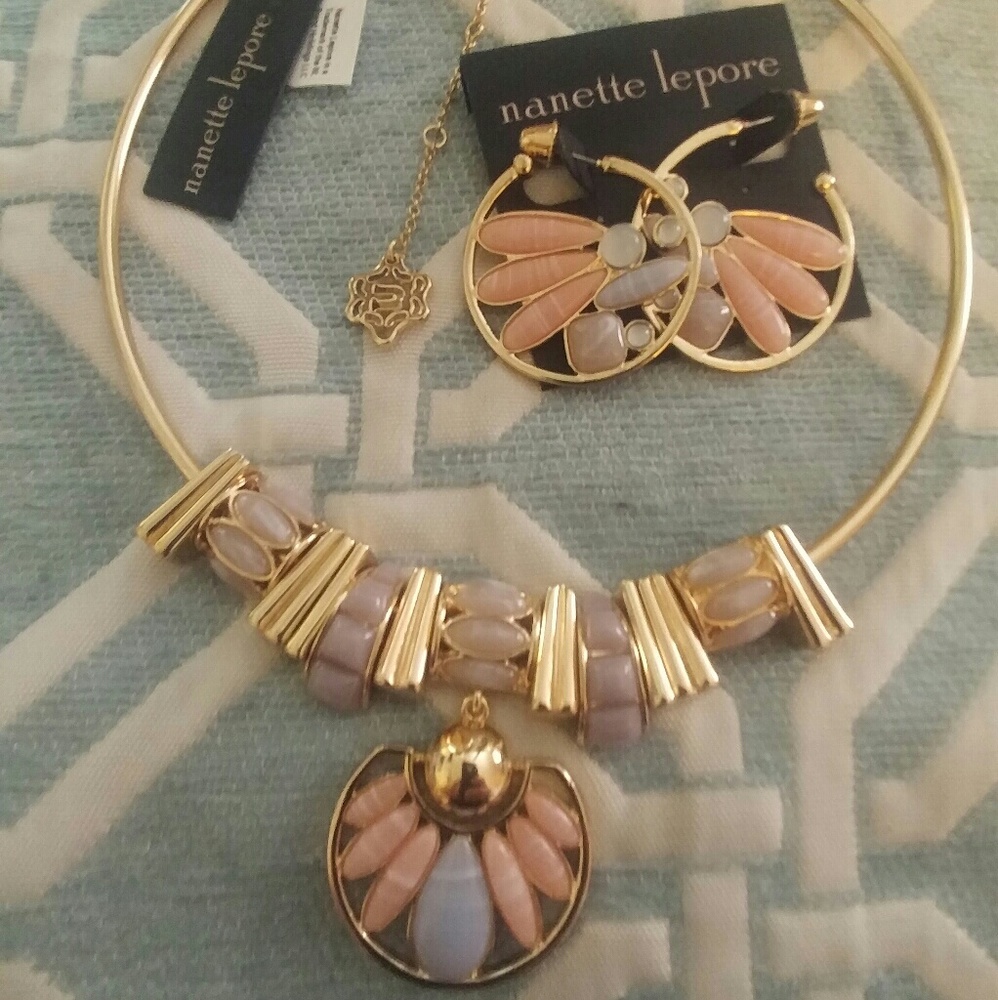 NANETTE LEPORE NECKLACE & BRACELET SET