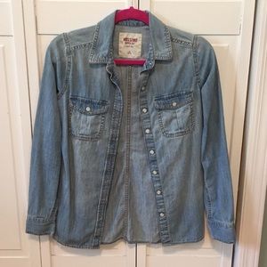 denim chambray button down shirt