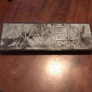Naked Smokey Palette