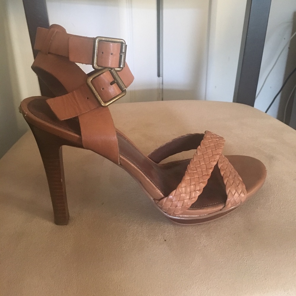 Marc fisher sexy nude heel