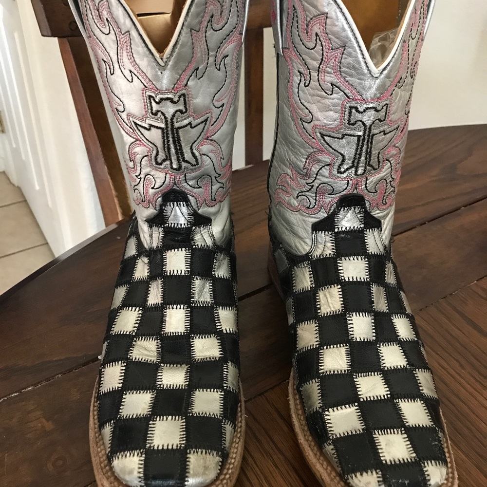 SOLD Tin Haul women shiny metal boots