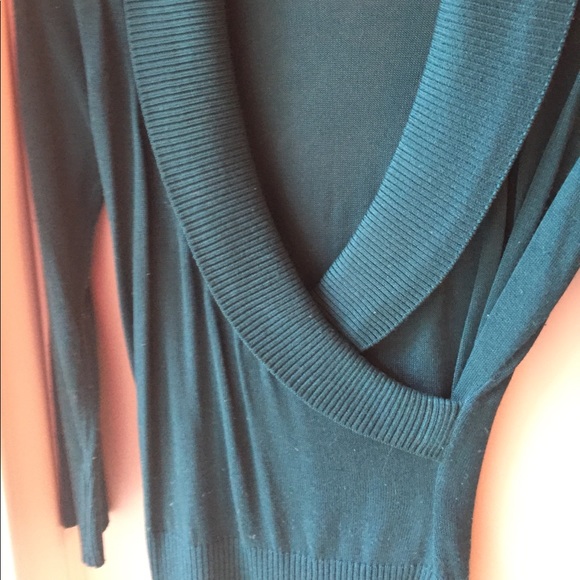 Wrap sweater - Picture 3 of 3