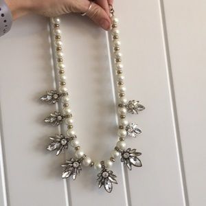 Banana republic crystal necklace
