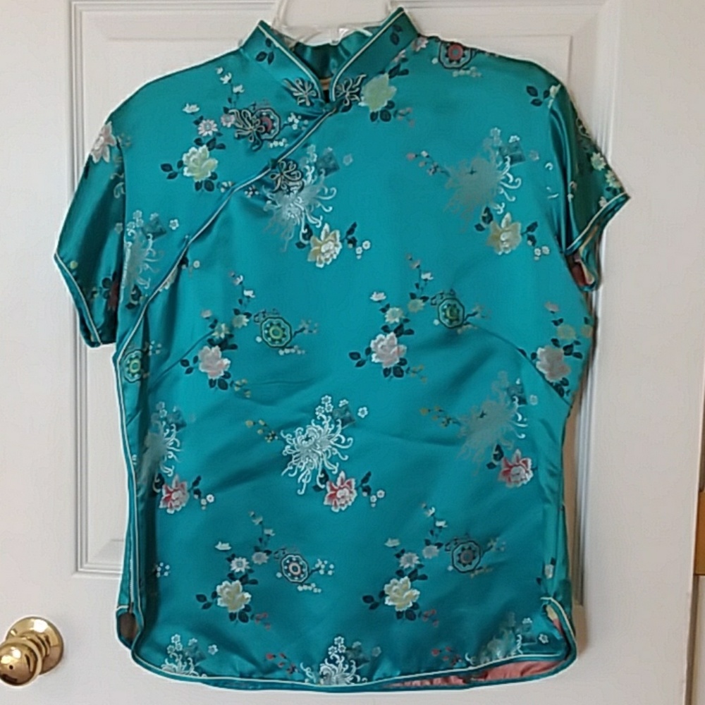 Authentic Hong Kong top