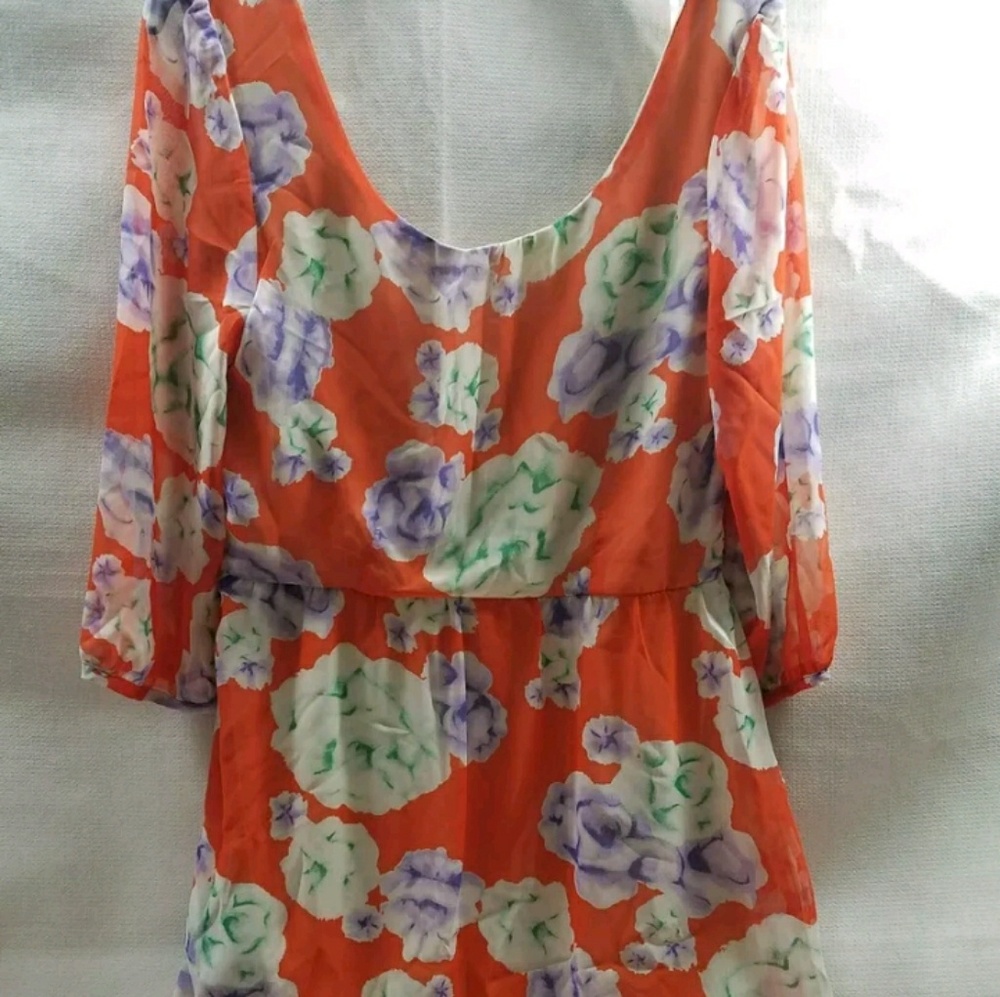 Peaches n cream orange floral dress mini size M