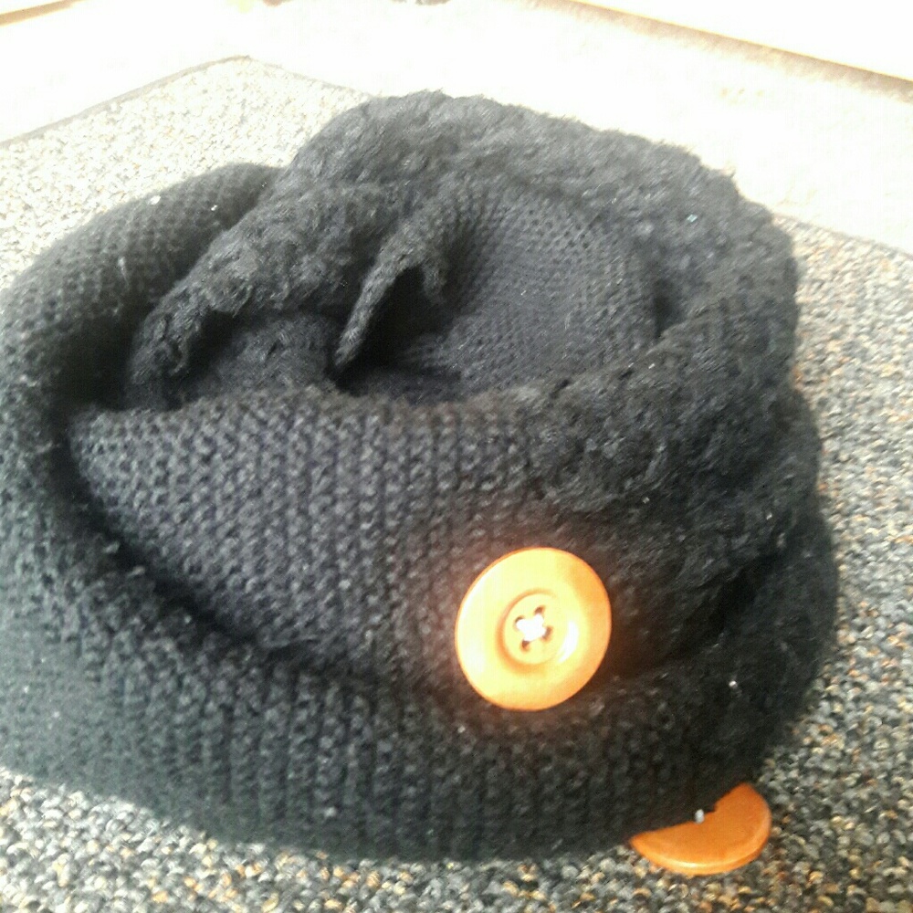 *SOLD*Black Infinity Scarf with Buttons