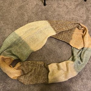 Infinity scarf