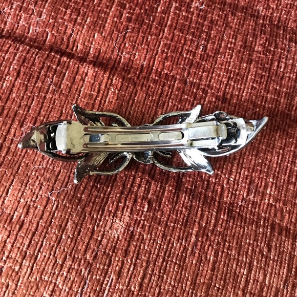NWOT!!! Clear gem clip and head band main image 4