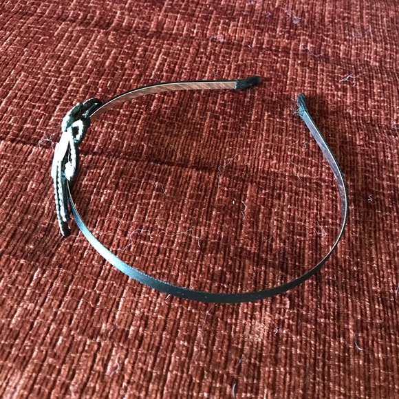 NWOT!!! Clear gem clip and head band main image 5