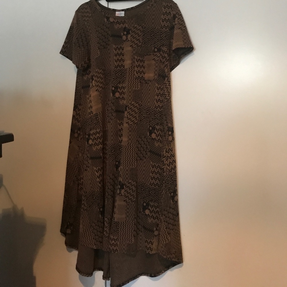 LulaRoe Carly Size M