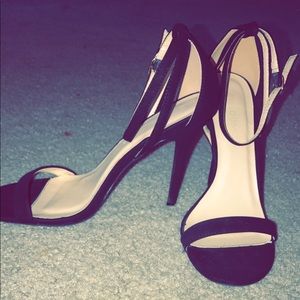 Black Thin Strap Heel
