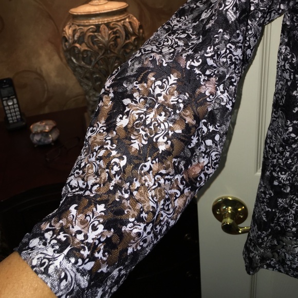 Top - Picture 2 of 6