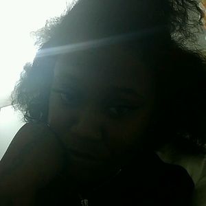 Meet your Posher, Dereka