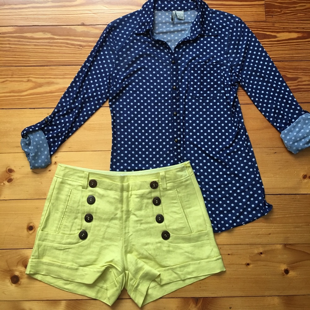 Yellow sailor shorts