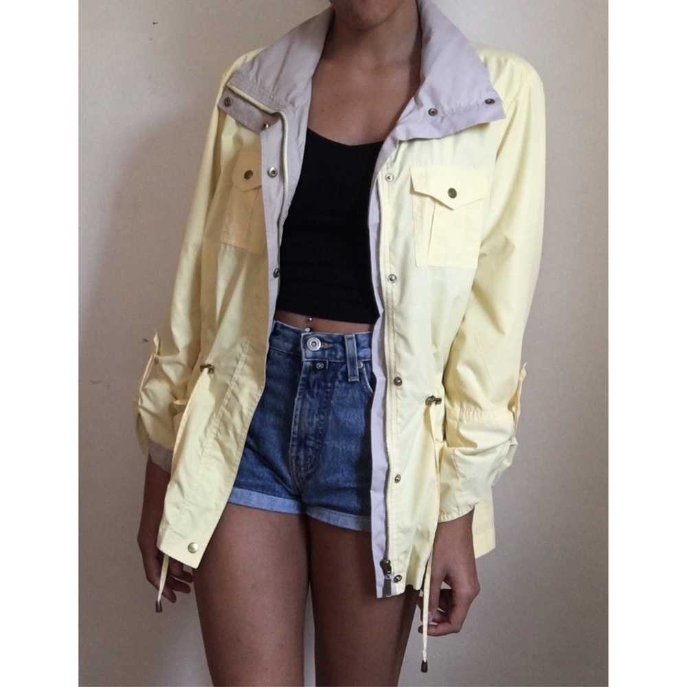 ❌SOLD ON DEPOP❌ Yellow Lightweight jacket